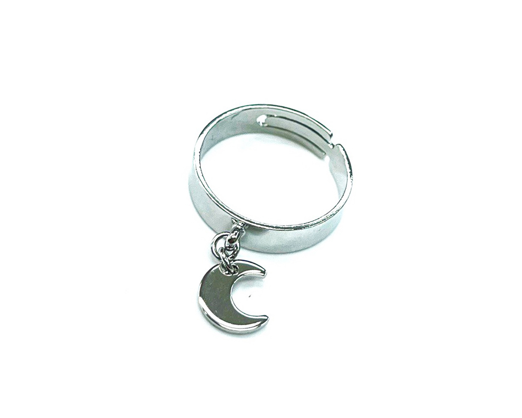 Кольцо с подвеской луной цвет серебро Серебро